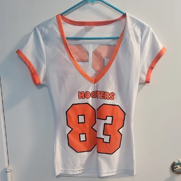 Hooters White and Orange Women's Jersey Top - Picture 1 of 6